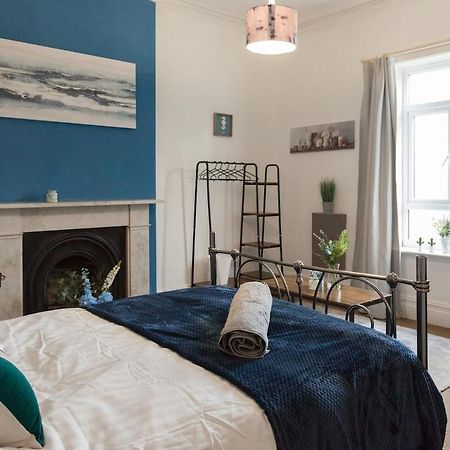 Вилла Victorian Elegance At Kingscliffe, Sleeps 17 Манчестер Экстерьер фото
