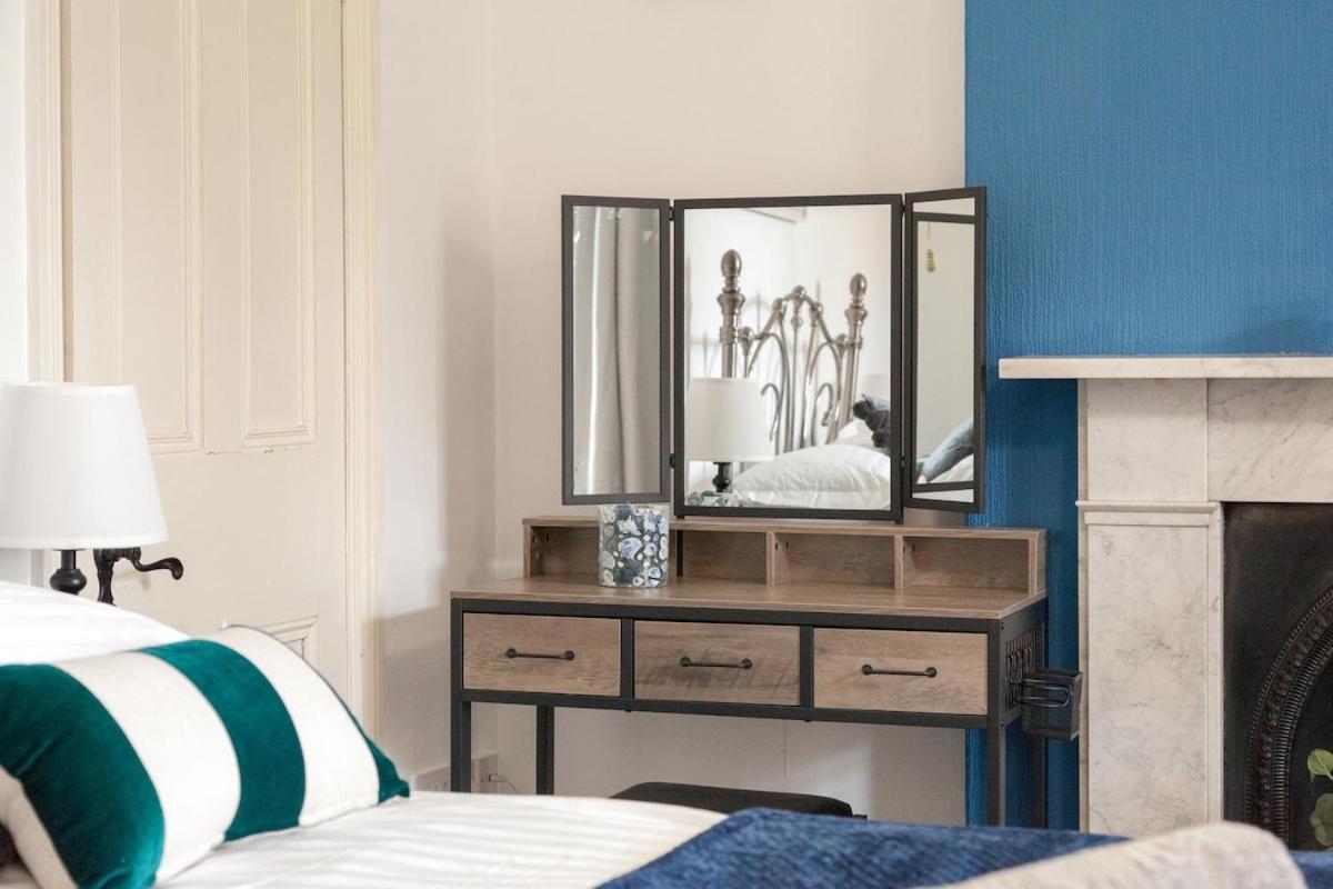 Вилла Victorian Elegance At Kingscliffe, Sleeps 17 Манчестер Экстерьер фото