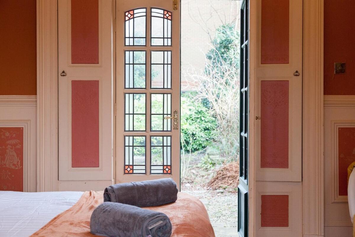 Вилла Victorian Elegance At Kingscliffe, Sleeps 17 Манчестер Экстерьер фото