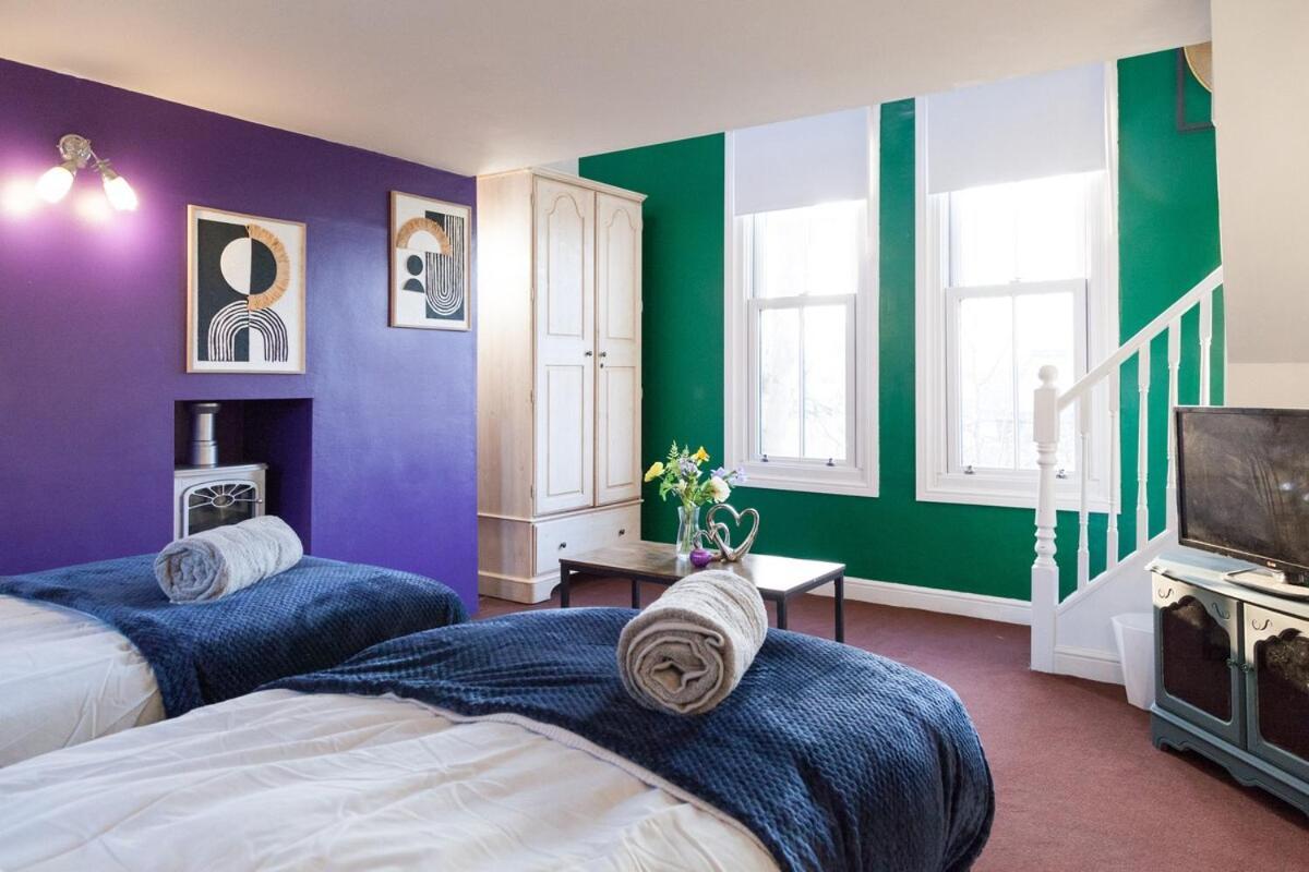Вилла Victorian Elegance At Kingscliffe, Sleeps 17 Манчестер Экстерьер фото